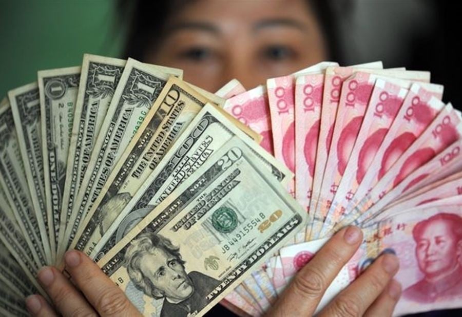 ترمب يوقع العملة الصينية إلى أدنى مستوياتها منذ 11 عاما