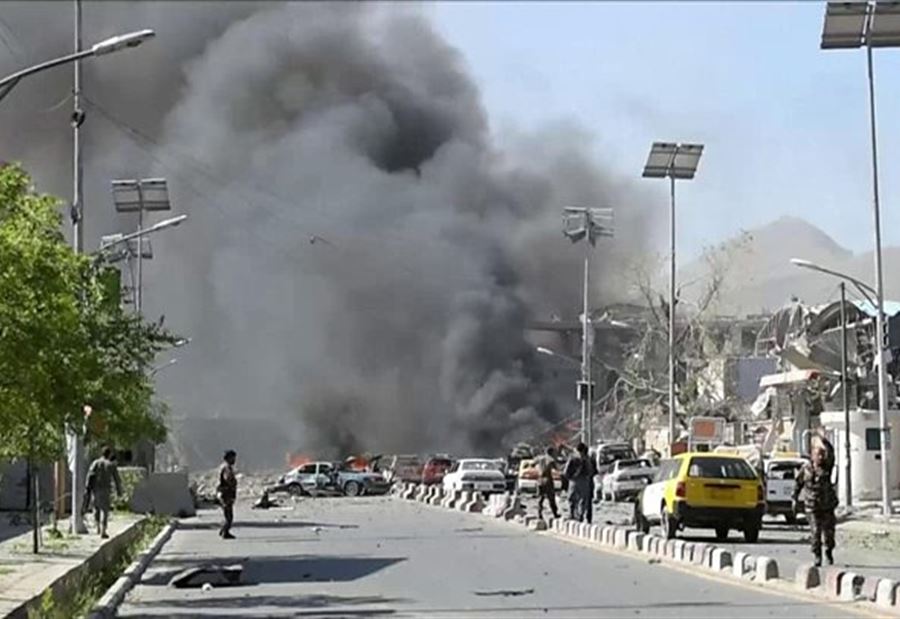 هجوم انتحاري على مبنى وزارة في كابول 