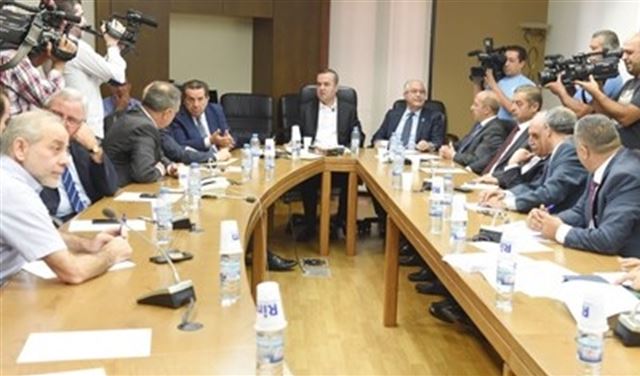 وفد من شبكات الكابل أوصل صوته  للجنة الاتصالات  وفد من شبكات الكابل أوصل صوته  للجنة الاتصالات
