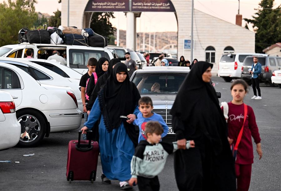 السوريون عادوا الى بلادهم... وآلاف اللبنانيين نزحوا!