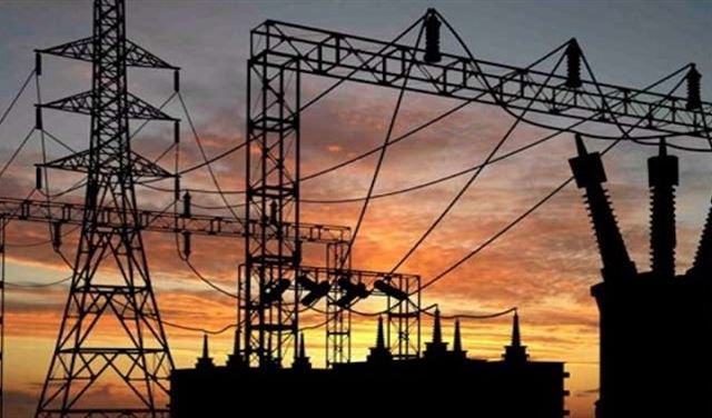 انقطاع الكهرباء والانترنت في الضنية بسبب العاصفة