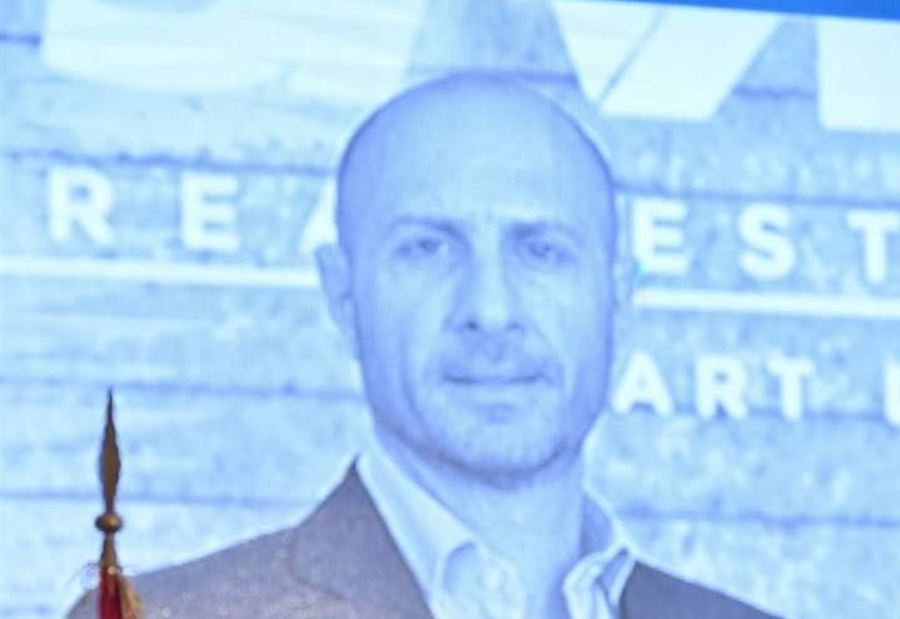  جريصاتي يناقض مواقف التيار