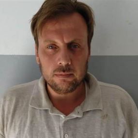 يقوم بعمليات تزوير وترويج عملة مزيفة.. هل وقعتم ضحيته؟ يقوم بعمليات تزوير وترويج عملة مزيفة.. هل وقعتم ضحيته؟