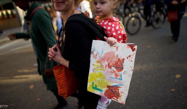 "مسيرات الأخوات".. نساء ضد ترامب "مسيرات الأخوات".. نساء ضد ترامب