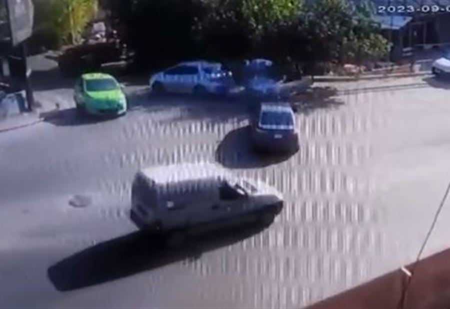 بالفيديو: حادث "مروع" في الدوير