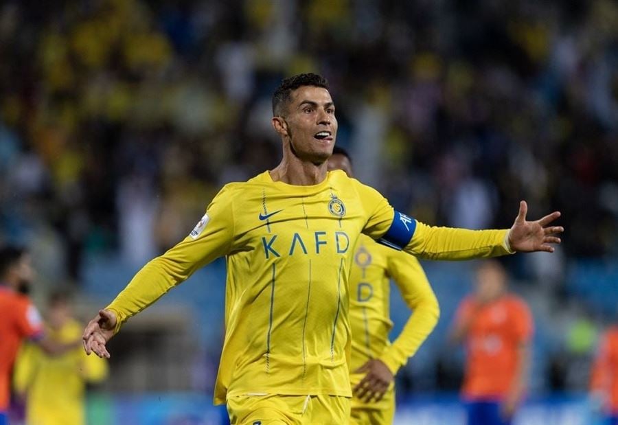 بالفيديو: هدف "عالمي" وفوزٌ تاريخيّ... كريستيانو رونالدو يتعملق أمام الخليج!