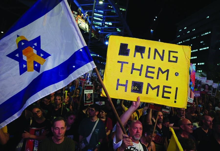 لاستعادة الرهائن... سيناريوهات قد تتضمن "تنازلات مؤلمة" لإسرائيل