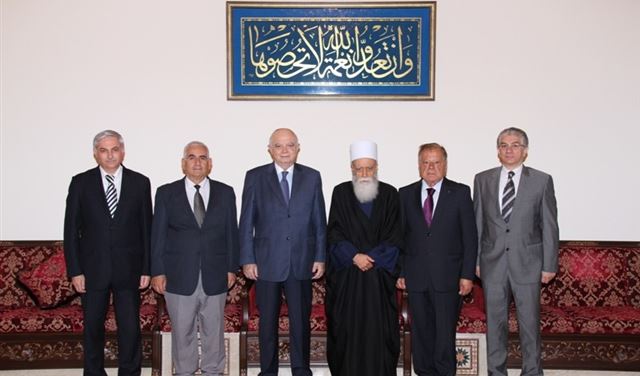 حسن: تفجيرات القاع توحي بمخططات خطيرة تستهدفنا