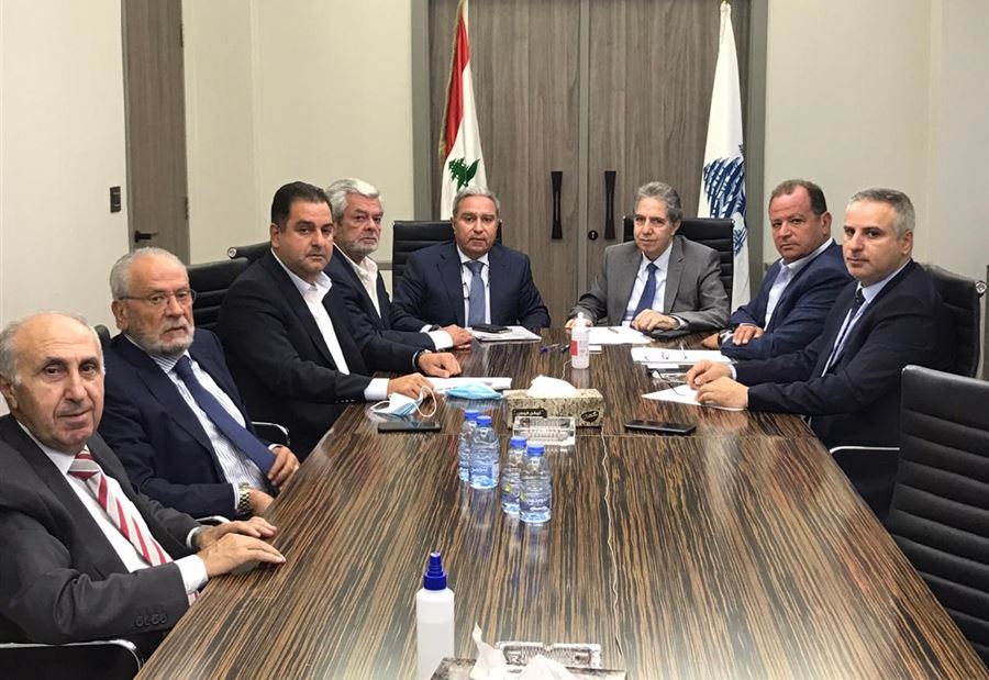 شؤونُ القطاع السياحي بين وزني ومشرفية