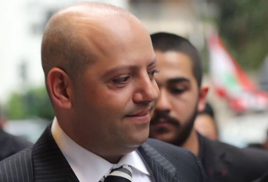 إشكال كبير في الكولا وإطلاق نار... الجيش يوقف رجا الزهيري