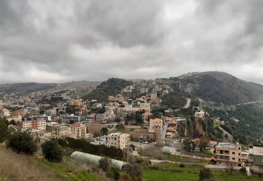 عزلُ وإقفال بلدة لبنانيّة 