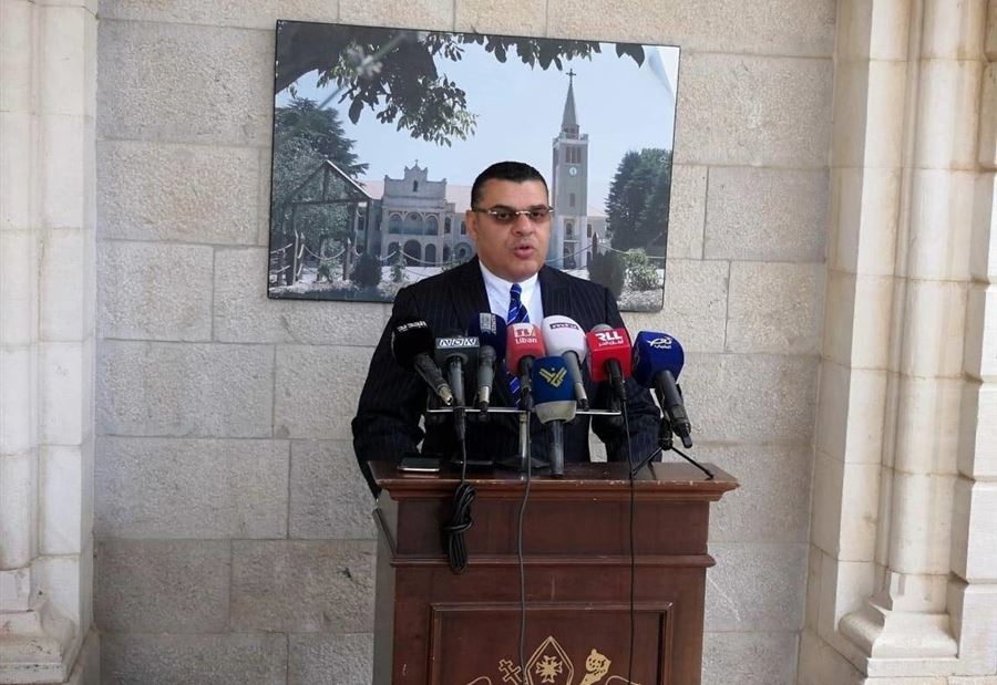 السفير المصري تفقد "مستشفى الكرنتينا"