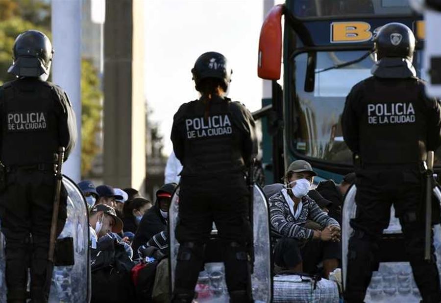 بالفيديو: حادثة مشابهة لمقتل فلويد في الأرجنتين  بالفيديو: حادثة مشابهة لمقتل فلويد في الأرجنتين