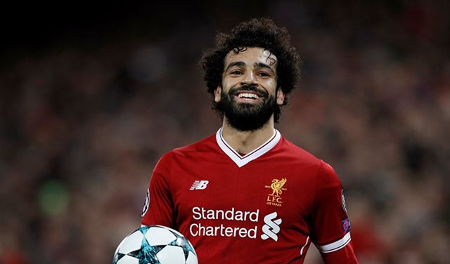 مفاجأة.. محمد صلاح يتفوق على كريستيانو رونالدو