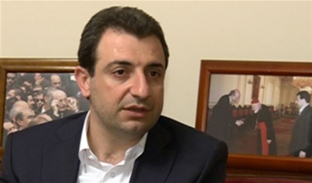 أبو فاعور: المستشفيات الحكومية أولى بأن تتولى أمور مواطنيها الصحية