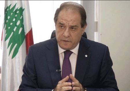 قزي عرض مع المديرة الاقليمية لمنظمة العمل