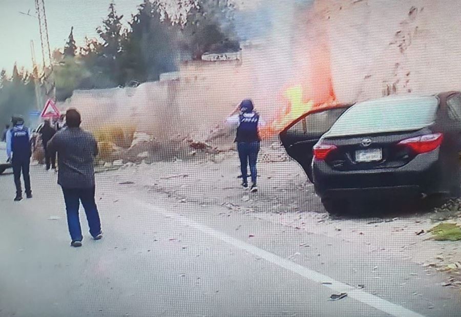 بالفيديو: قصفٌ إسرائيلي مباشر على الصحافيين جنوب لبنان!