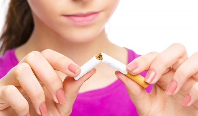 للشابات.. 5 طرق لتقلعي عن التدخين نهائيًا للشابات.. 5 طرق لتقلعي عن التدخين نهائيًا