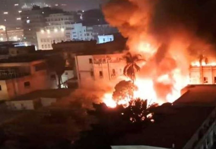حريق كبير في معمل وزارة الصحة وسط القاهرة