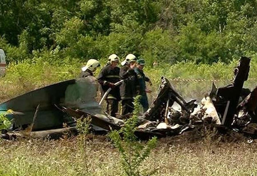 مقتل 18 شخصا في تحطم مروحية شرقي روسيا مقتل 18 شخصا في تحطم مروحية شرقي روسيا