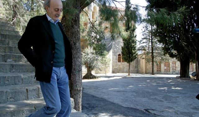 جنبلاط يشرف شخصياً على العملية الإنتخابية