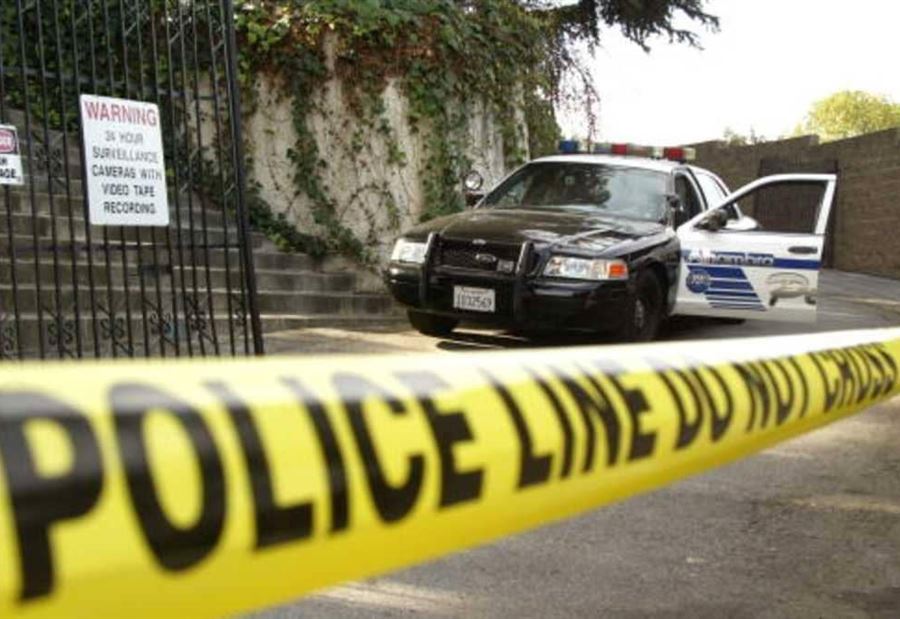 "جريمة ثلاثية" في كاليفورنيا.. راقبوا الابن فقتلهم