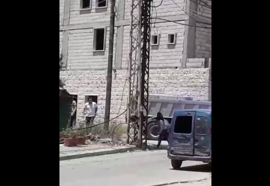 بالفيديو: "إشكال صباحي"... واطلاق نار "بمشاركة" النائب السابق!