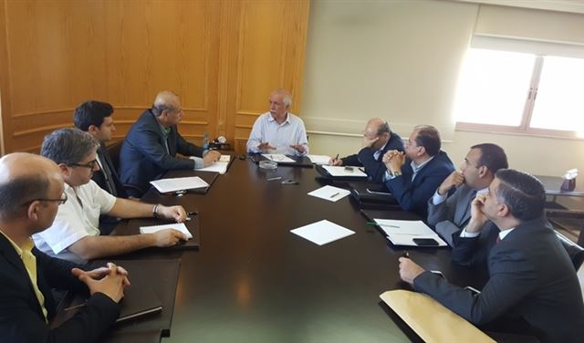 زعيتر: علينا التنبه والعمل بحكمة وبعد نظر