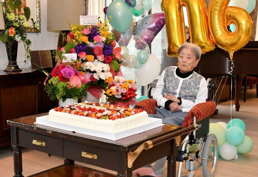 عن عمر يناهز الـ 116 عامًا... وفاة أكبر معمرة في العالم!