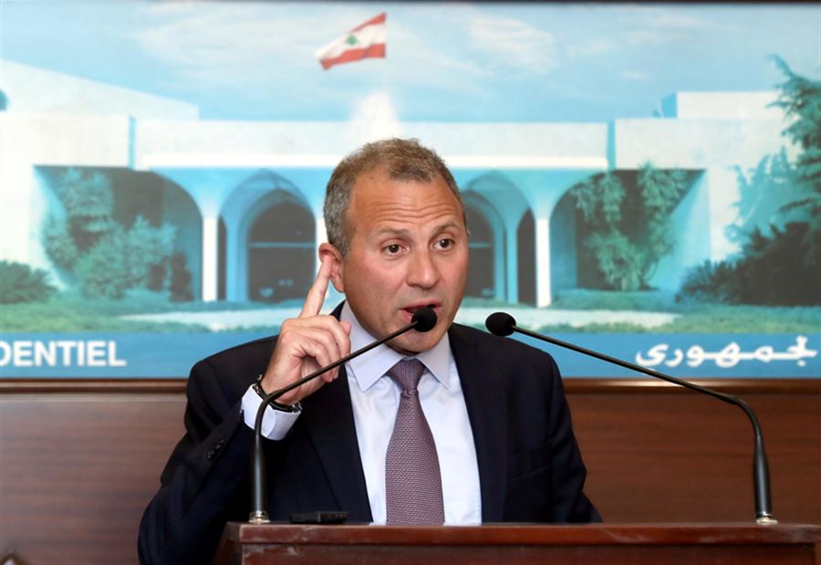 جبران يُدخِل نفسه في دائرة خطرة! جبران يُدخِل نفسه في دائرة خطرة!
