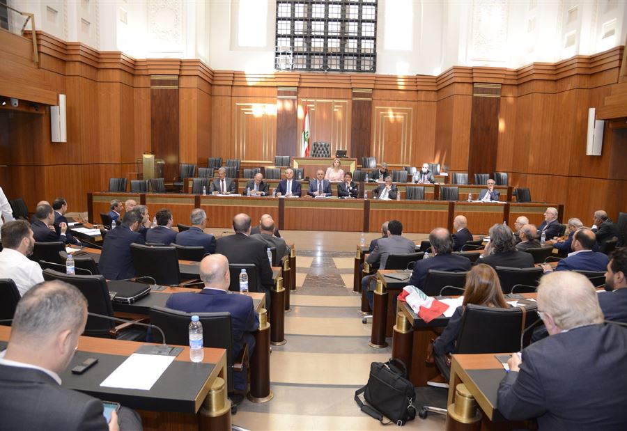 مصالح مادية تدفع نائب "التغيير" لترك ركب زملائه!