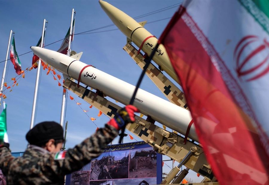 مجلة أميركية: نقل آلاف المسلحين الإيرانيين إلى سوريا ولبنان مجلة أميركية: نقل آلاف المسلحين الإيرانيين إلى سوريا ولبنان