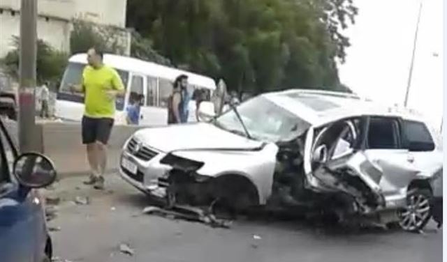 بالصور: 3 جرحى اثر حادث سير في العقيبة