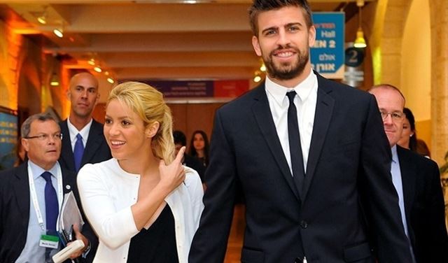 صحيفة تثير سخط بيكيه بجردها علاقات شاكيرا  السابقة