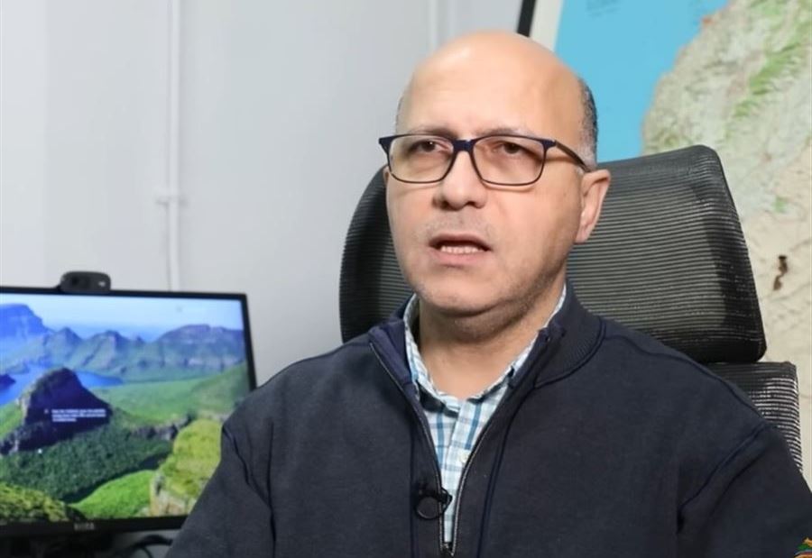 "أنت دجّال"... ردُّ قاسٍ من نمر على العالم الهولندي!