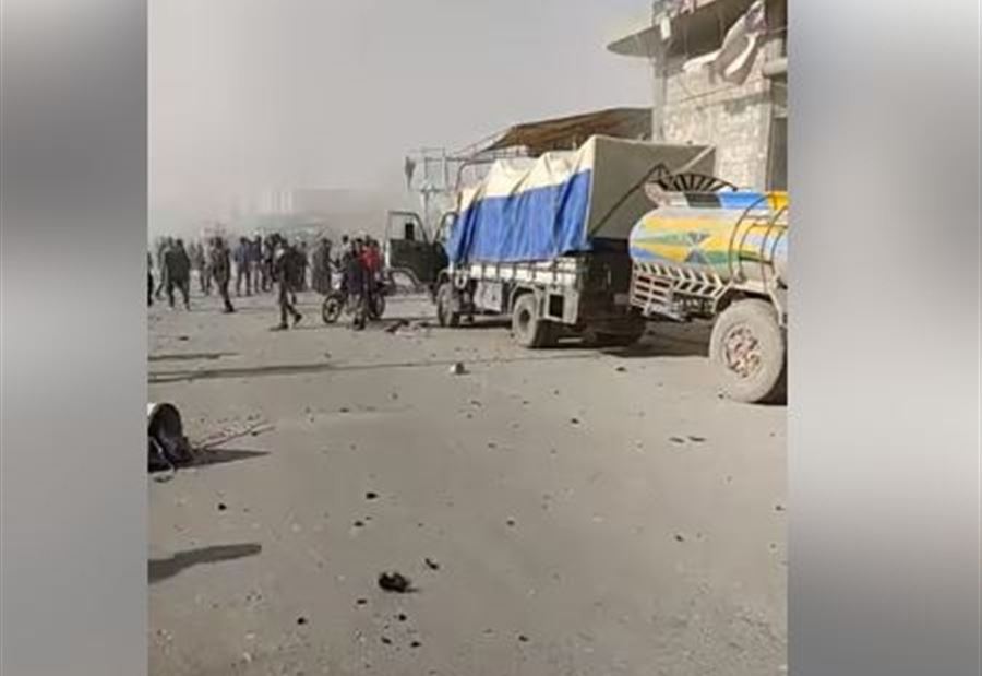 بالفيديو: قتلى بانفجار سيارة مفخخة في الباب السورية  بالفيديو: قتلى بانفجار سيارة مفخخة في الباب السورية