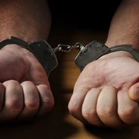 توقيف 6 أشخاص بجرم تزوير مستندات سفر توقيف 6 أشخاص بجرم تزوير مستندات سفر