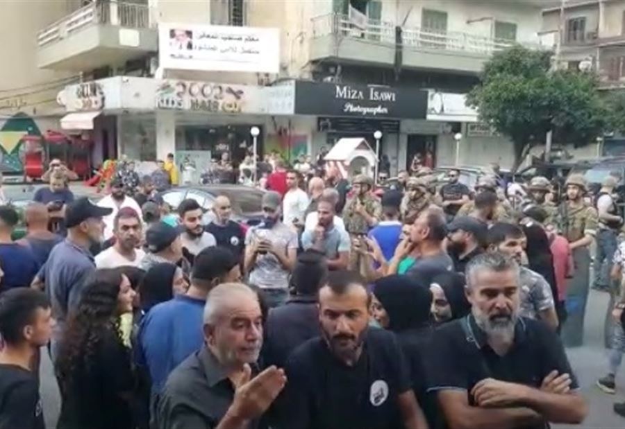 اعتصام أمام منزلي ميقاتي ومولوي في طرابلس