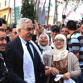 سعيد ميرزا أم علي الحاج؟ سعيد ميرزا أم علي الحاج؟