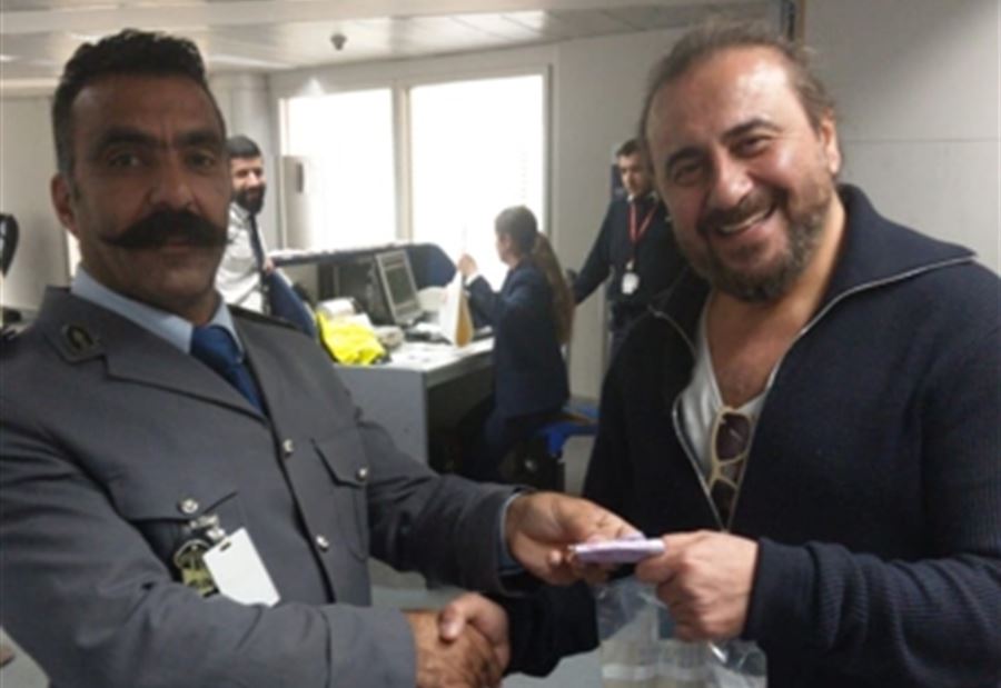 العثور على 500 يورو في المطار وتسليمها لصاحبها