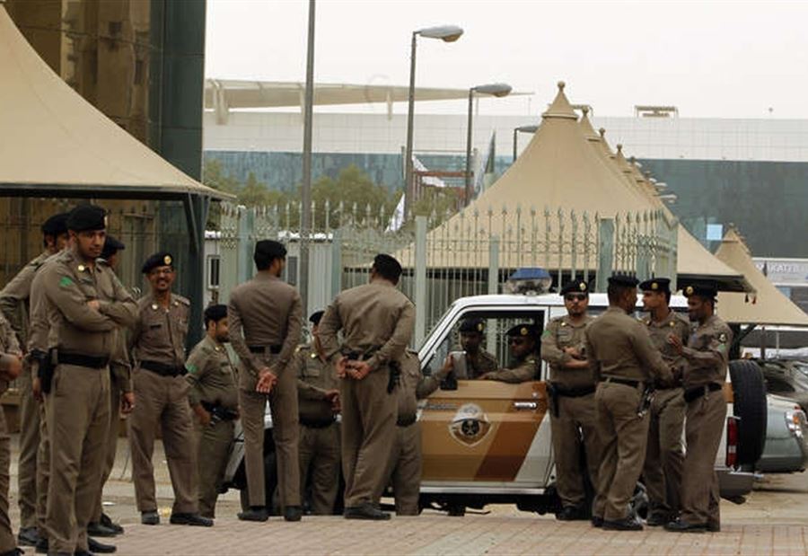 القبض على حامل السلاح داخل المدرسة في السعودية