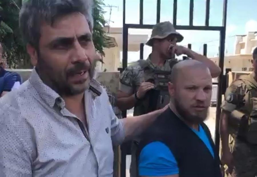 إحتجاج أمام "كهرباء قاديشا"
