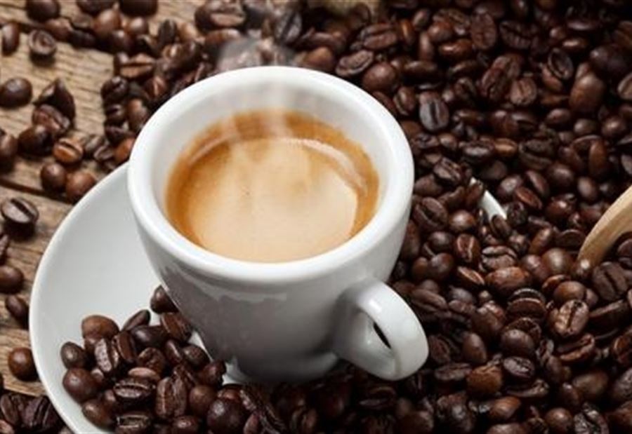مخاطر شرب القهوة في الطقس الحار مخاطر شرب القهوة في الطقس الحار