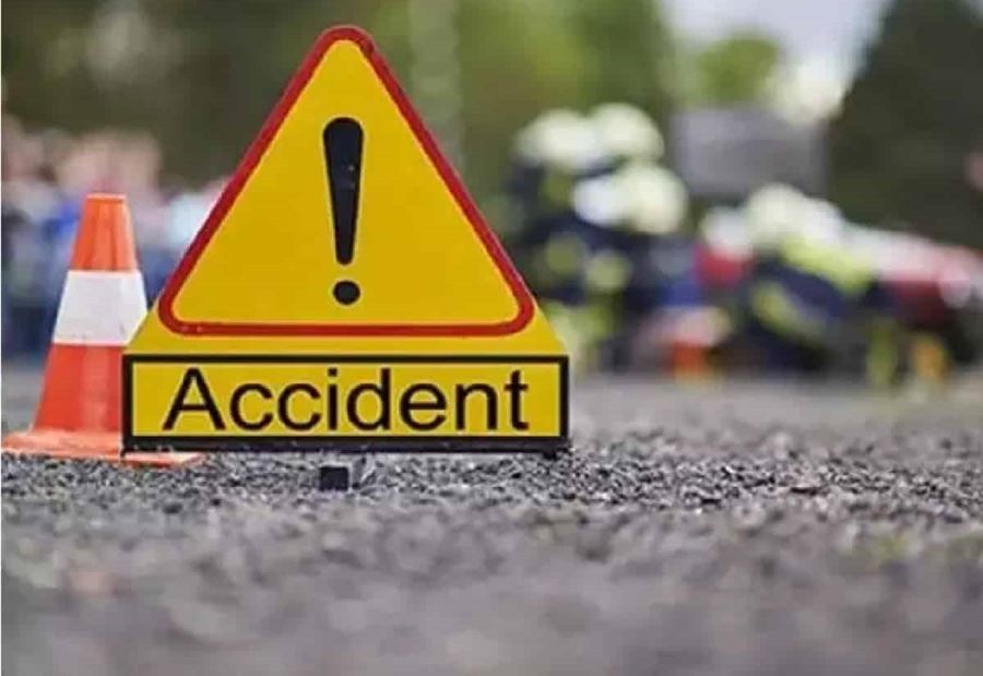 4 جرحى بحادث مرّوع على طريق الكفور - النبطية