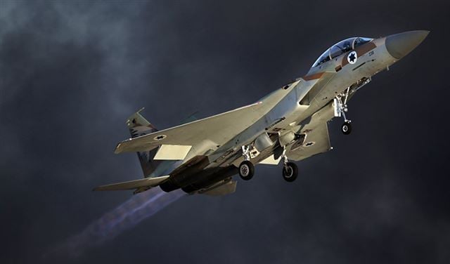 مقاتلات إسرائيلية تقصف بطارية للدفاعات الجوية السورية 
