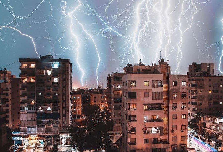 الطقسُ يتحول في هذا الموعد... استعدوا لعودة الأمطار