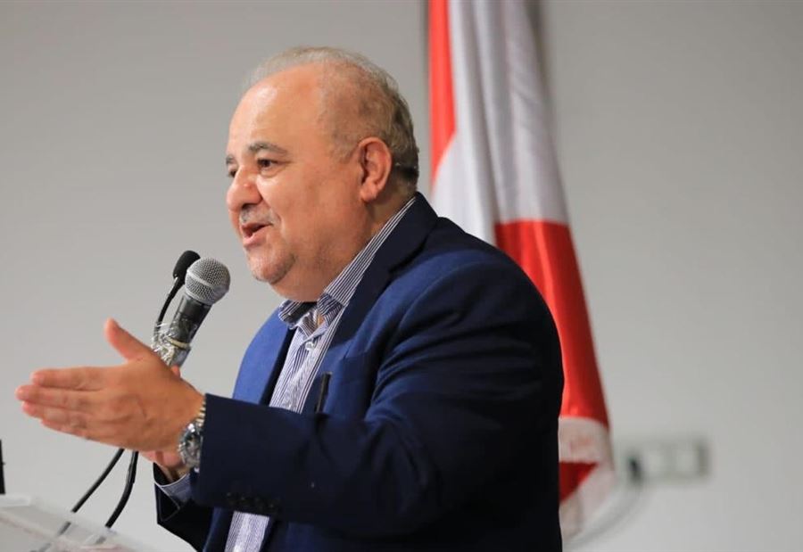 وليد بركات إلى اللبنانيين: ثوروا من منازلكم!