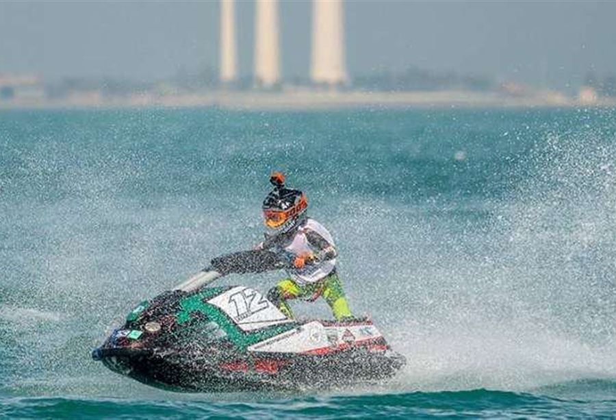 طفل ووالده بحالة حرجة بسبب "جيت سكي"!