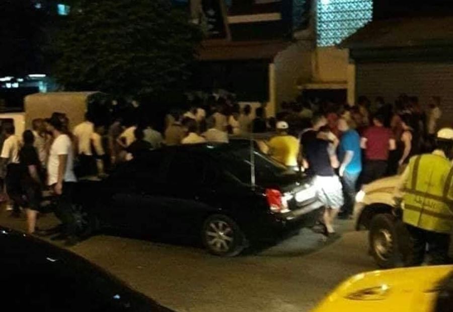 في سوريا.. مشاجرة جماعية تنتهي بـ "جريمة"!  في سوريا.. مشاجرة جماعية تنتهي بـ "جريمة"!