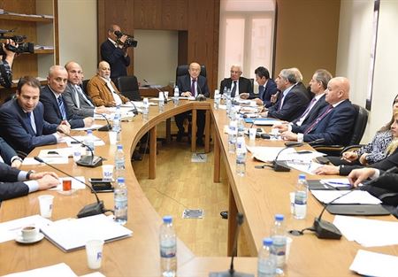 قباني: أجلنا بت موضوع الطيران المدني 